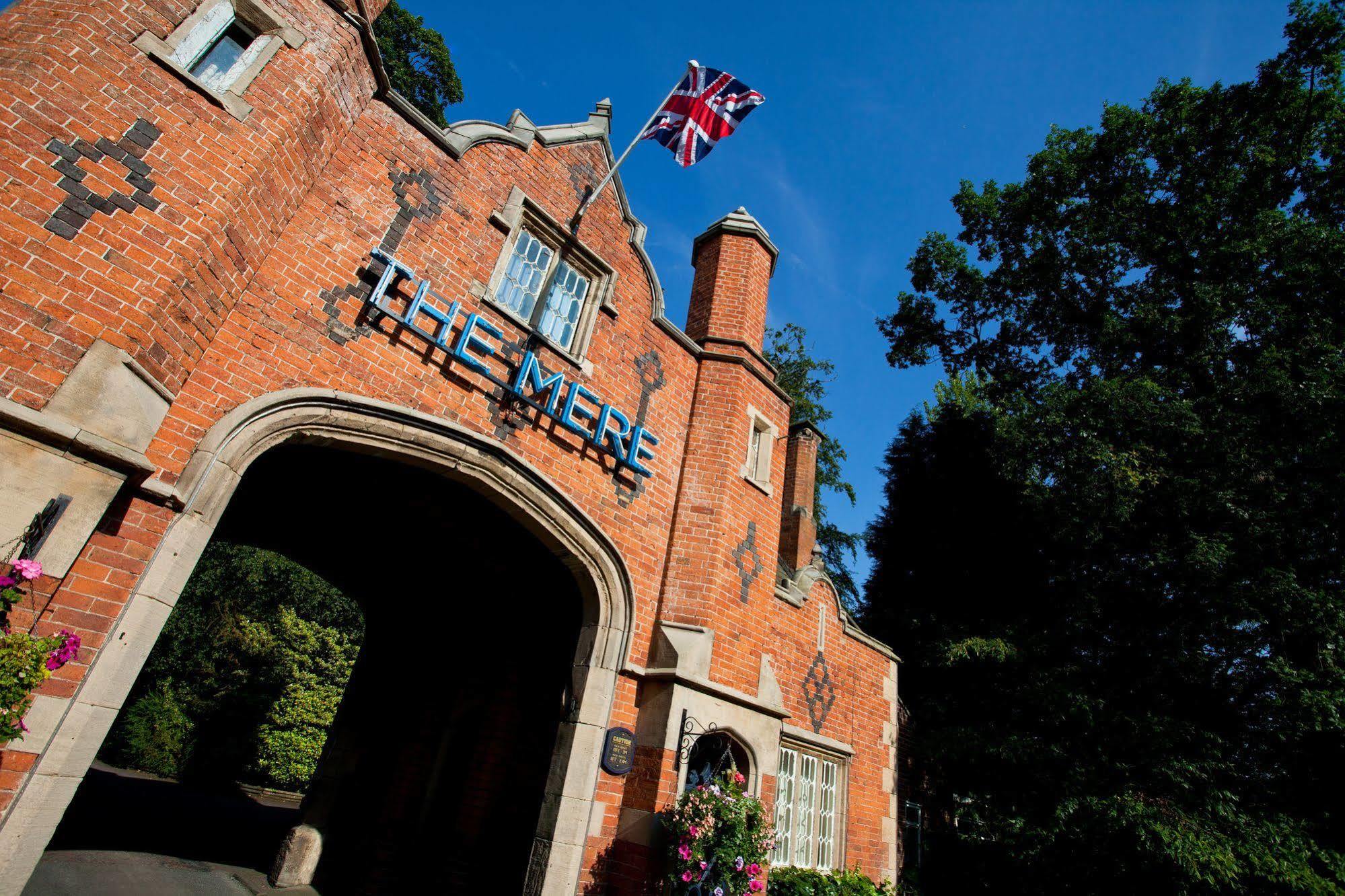 The Mere Golf Resort & Spa Knutsford Exterior photo